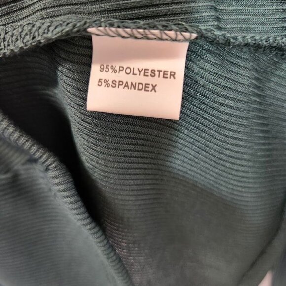 Ribbed Long Sleeve Shirt in Dark Green - Size Small - Picture 5 of 5